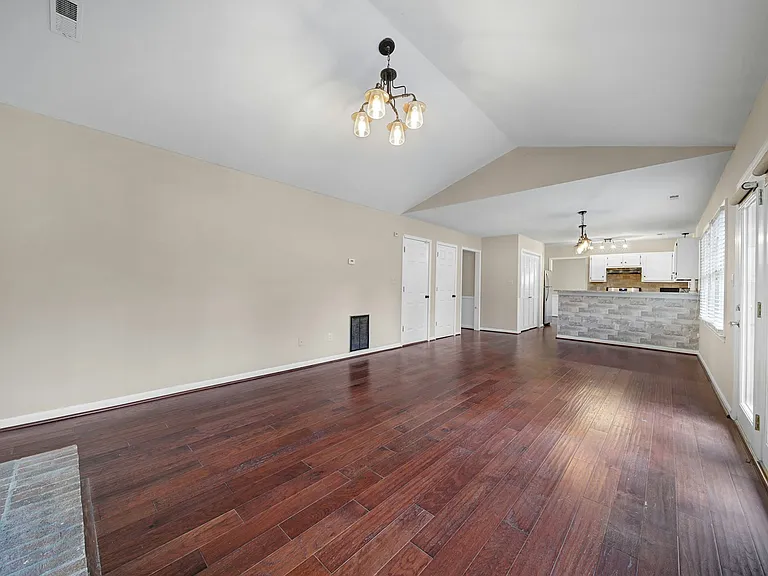 9911 Manbey Ct — Photo 10