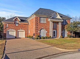 1317 Concho Dr, Benbrook, TX 76126