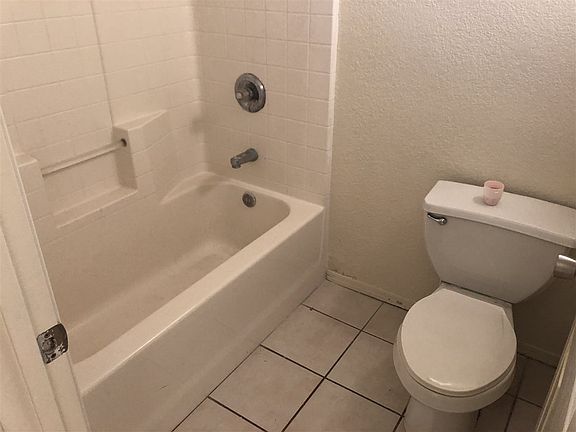 3rd image of 1573 E D St