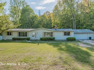 838 S Grey Rd, Midland, MI 48640