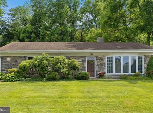 733 School Line Dr, King Of Prussia, PA 19406