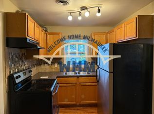 2589 N Bartlett Ave, Milwaukee, WI 53211