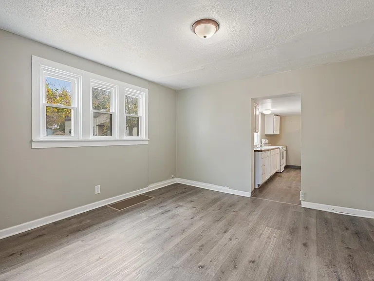 838 Veto St NW — Photo 8