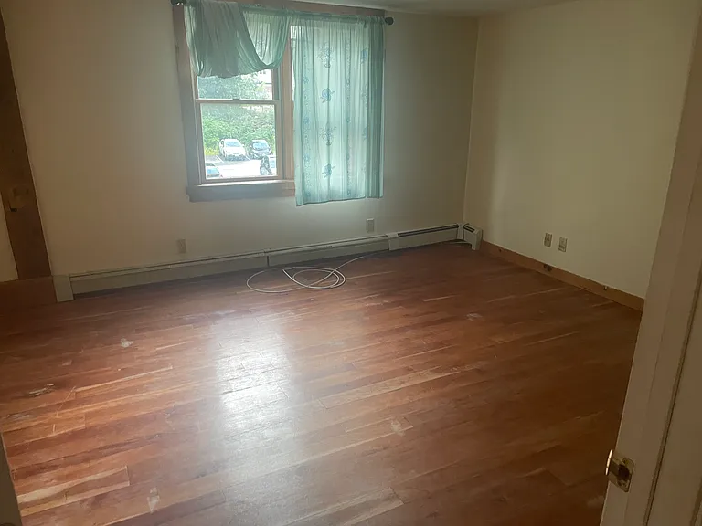 20 Bridge St #5 — Photo 5