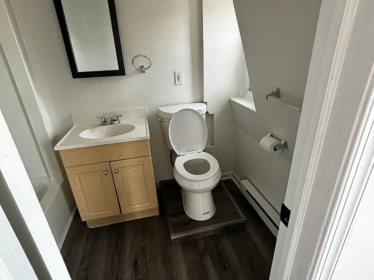 32 N Howard St #3 — Photo 6