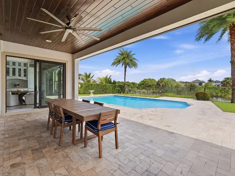 11415 Watercrest Cir E — Photo 105