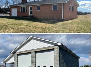 2204 Fairfax Pike, White Post, VA 22663