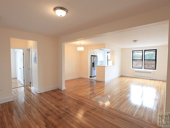 2nd image of 675 Academy St APT 6D