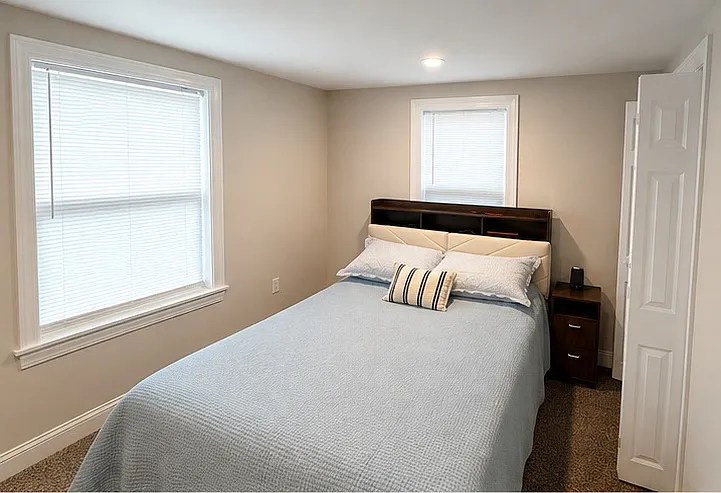 1 bed, 1015 sqft, $2,000 — Photo 2