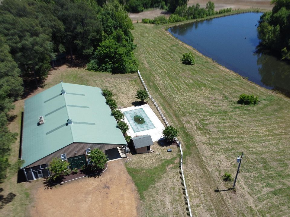 37th image of 1532 Jackson Hill Rd