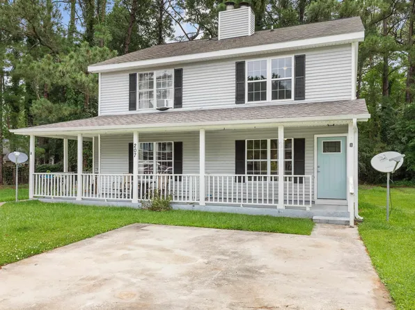 207 Townes Ct., Myrtle Beach, SC 29588