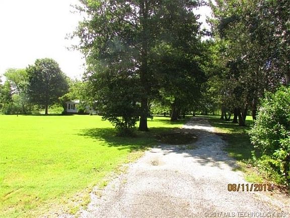 5th image of 16330 Grand Meadow Dr