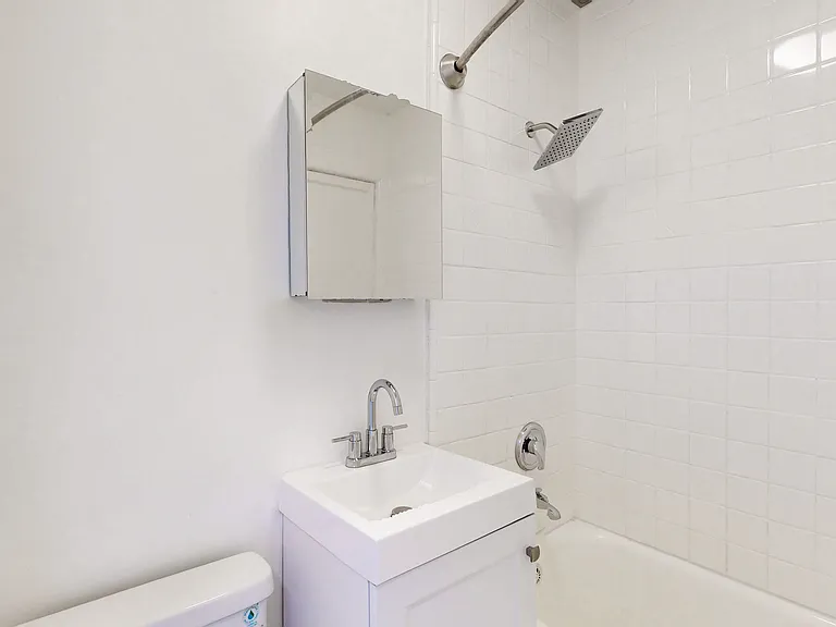 808 Eddy St #203 — Photo 10