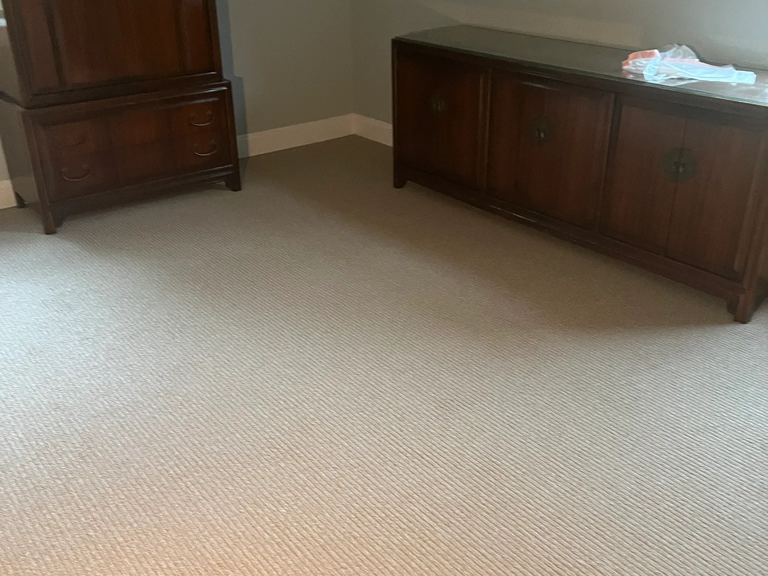 3 bed, 1000 sqft, $1,950 — Photo 3