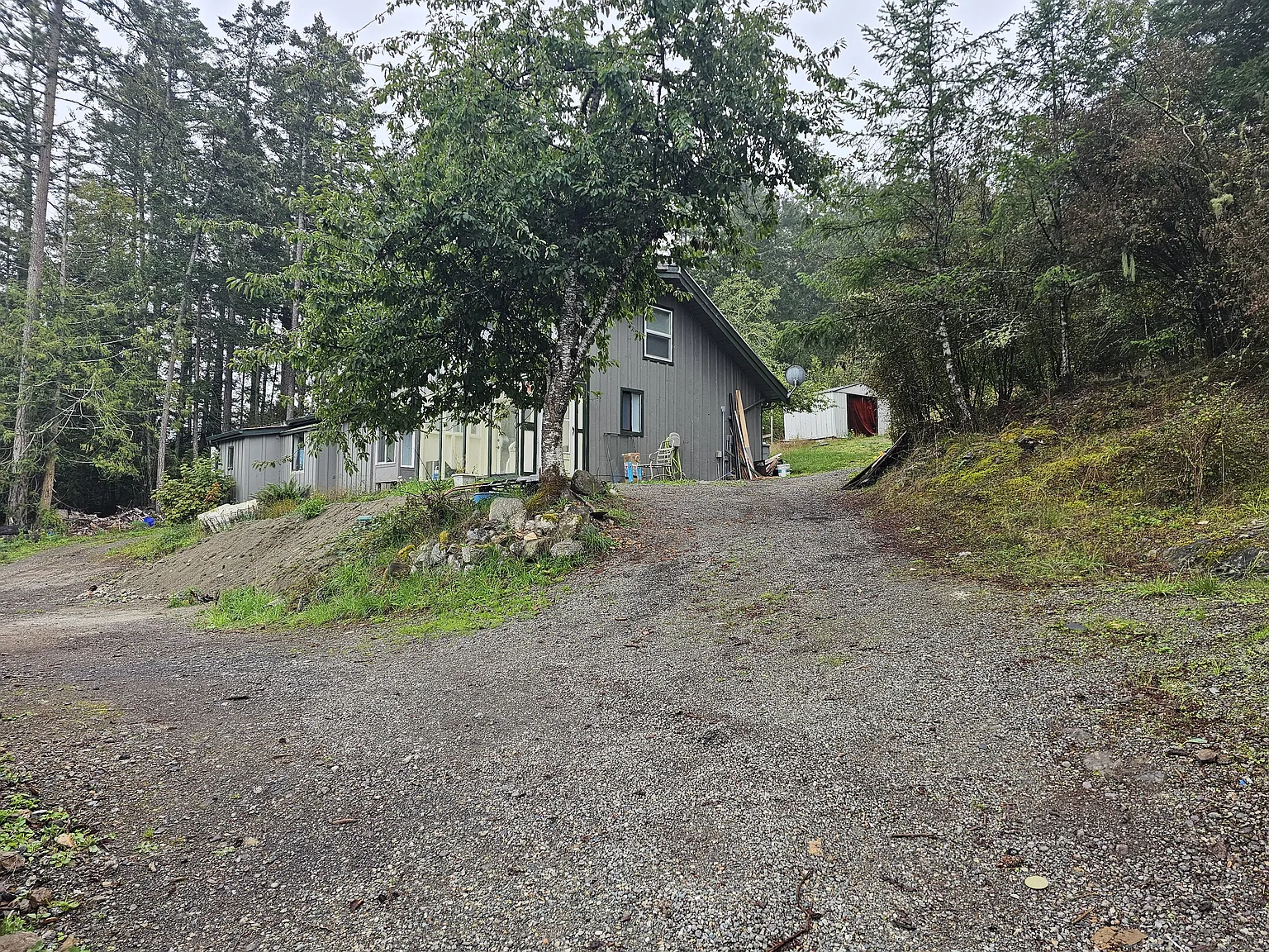 2 bed, 1000 sqft, $1,050 — Photo 1