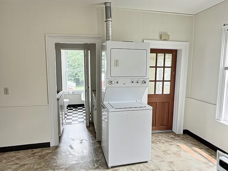 290 Wakelee Ave #2 — Photo 3