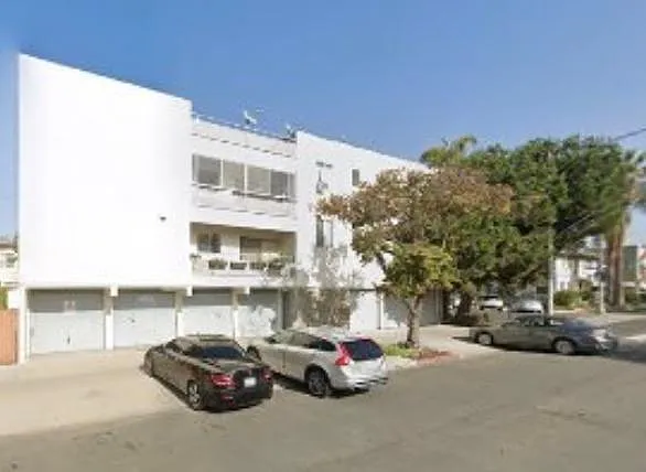 505 Cedar Ave — Photo 3