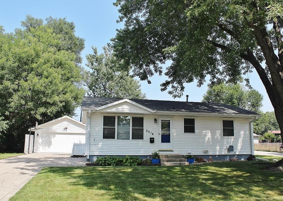 1st image of 2614 Northwestern Ave