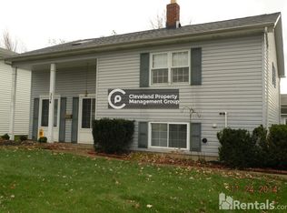 334 Salient Pl, Eastlake, OH 44095