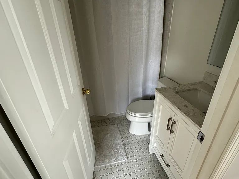 1420 Clifton St NW #205 — Photo 17