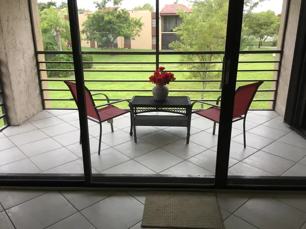 20841 San Simeon Way APT 201, Miami, FL 33179