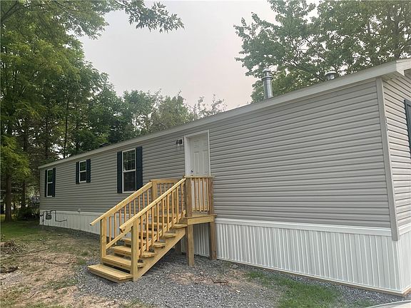 2nd image of 98 Northrup Ln