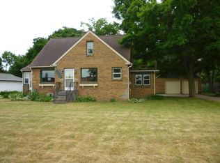 1198 Port Sheldon St, Jenison, MI 49428