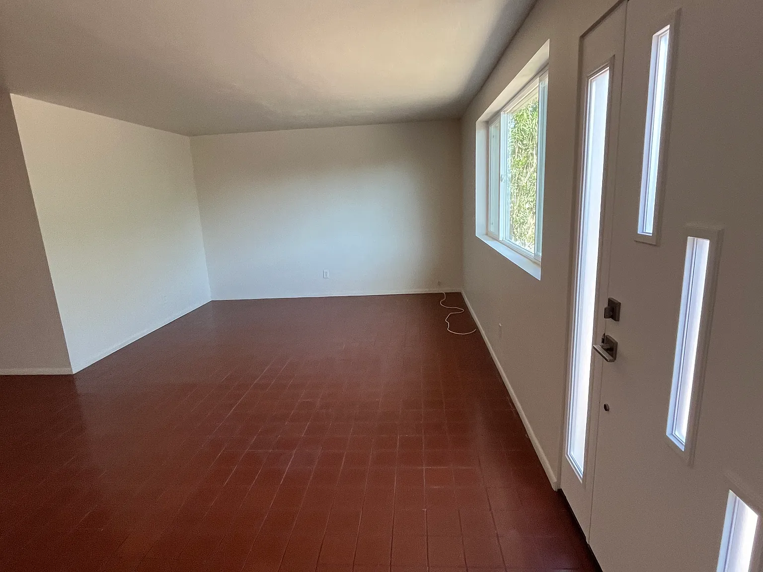 3 bed, 1656 sqft, $1,825 — Photo 3