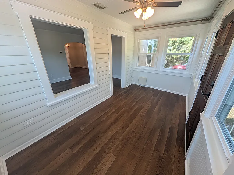 Foyer/Entry