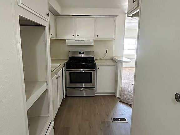 4th image of 750 Santa Clara Cir