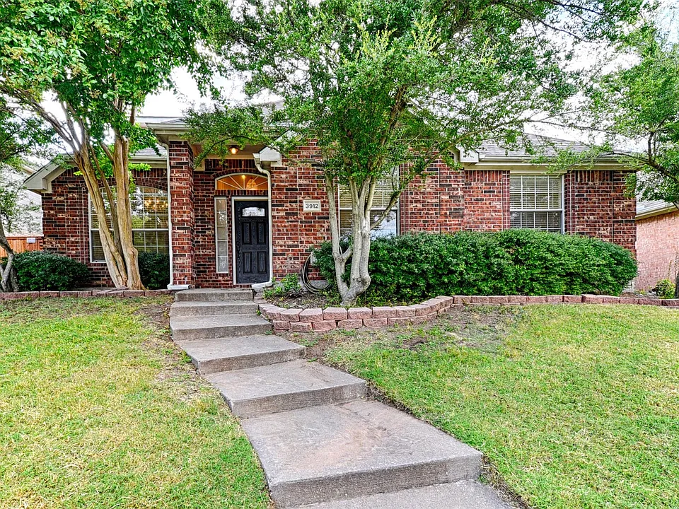 3912 Releigh Ct