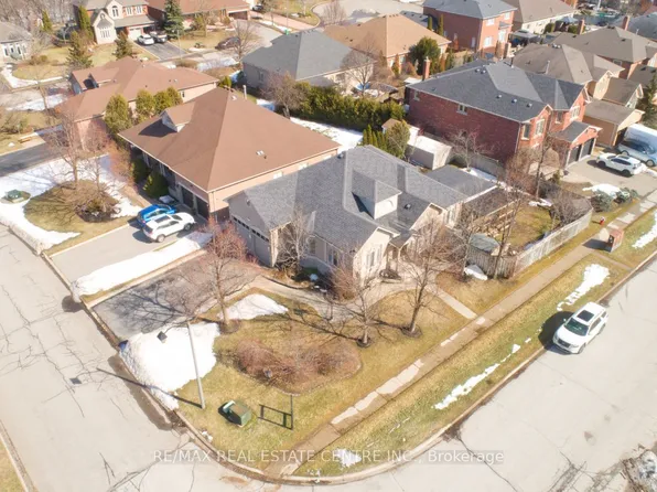 1 Kirkwood Cres, Caledon, ON L7C 1A5