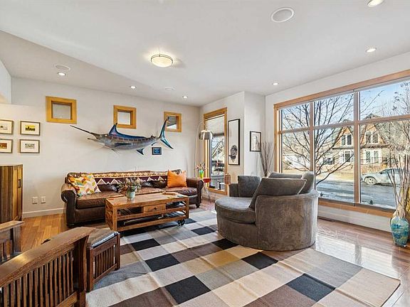 4th image of 2407 N Westmount Rd NW