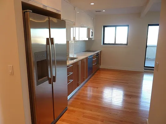 Rented by Vassiliou Group | media 41