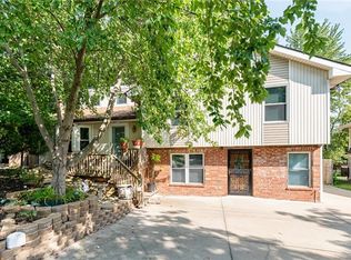 100 NW 101st Pl, Kansas City, MO 64155