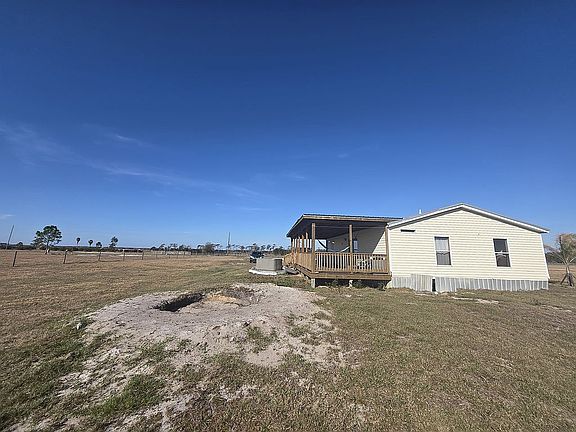 5th image of 707 Chihuahua Rd