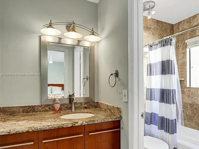 22322 Pineapple Walk Dr — Photo 29