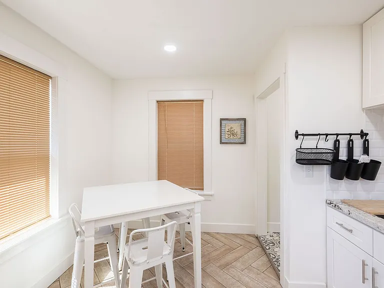 Shared And Private Rooms - Man Cave In Rexburg — Photo 11
