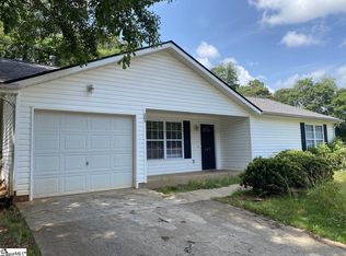 303 Ridgeover Dr, Greenville, SC 29617