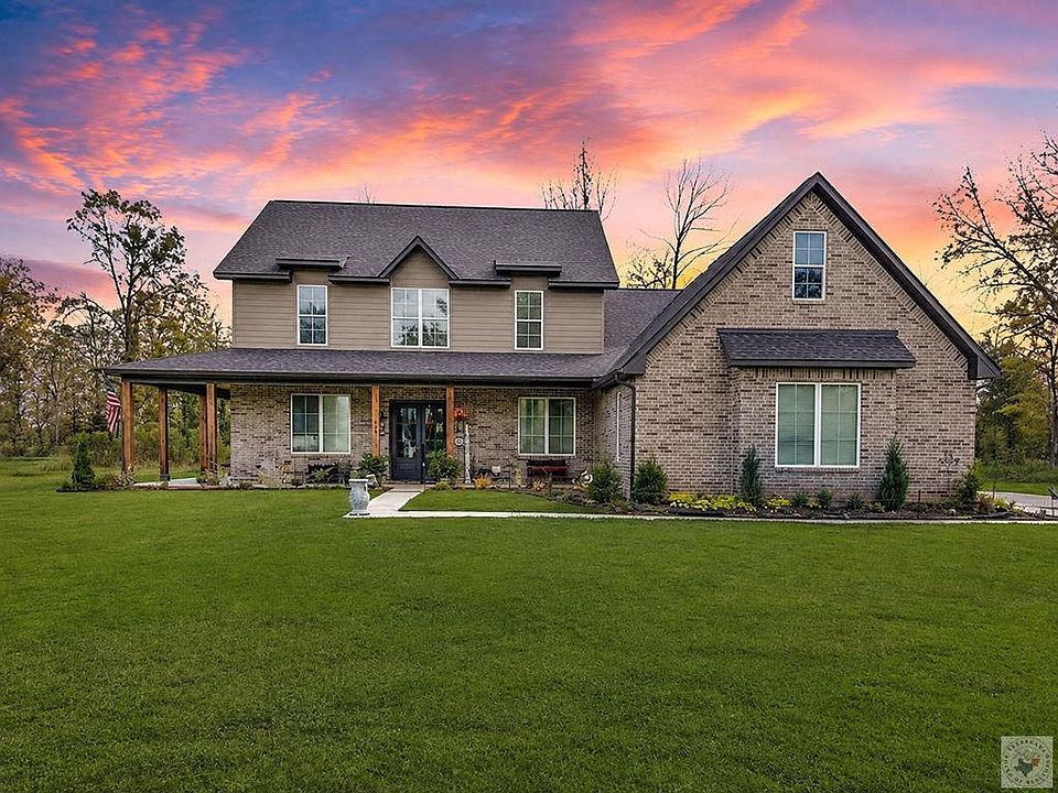1st image of 15 Akin Oak Dr