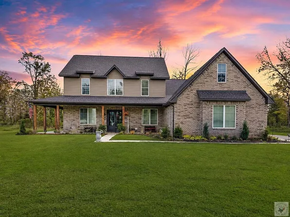 15 Akin Oak Dr, Texarkana, TX 75503