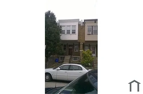 2133 Fraley St Photo 1