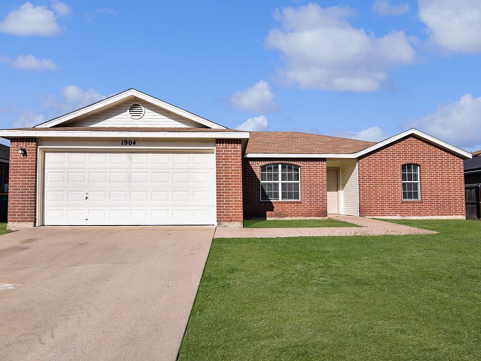 1st image of 1904 Liberty Hill Dr