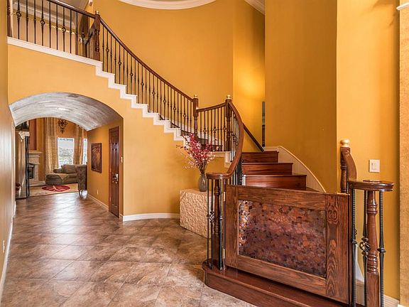 5th image of 1019 Summer Cape Cir