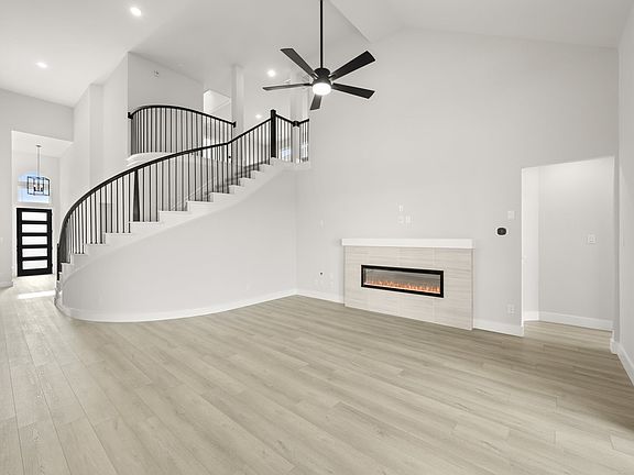 7th image of this home