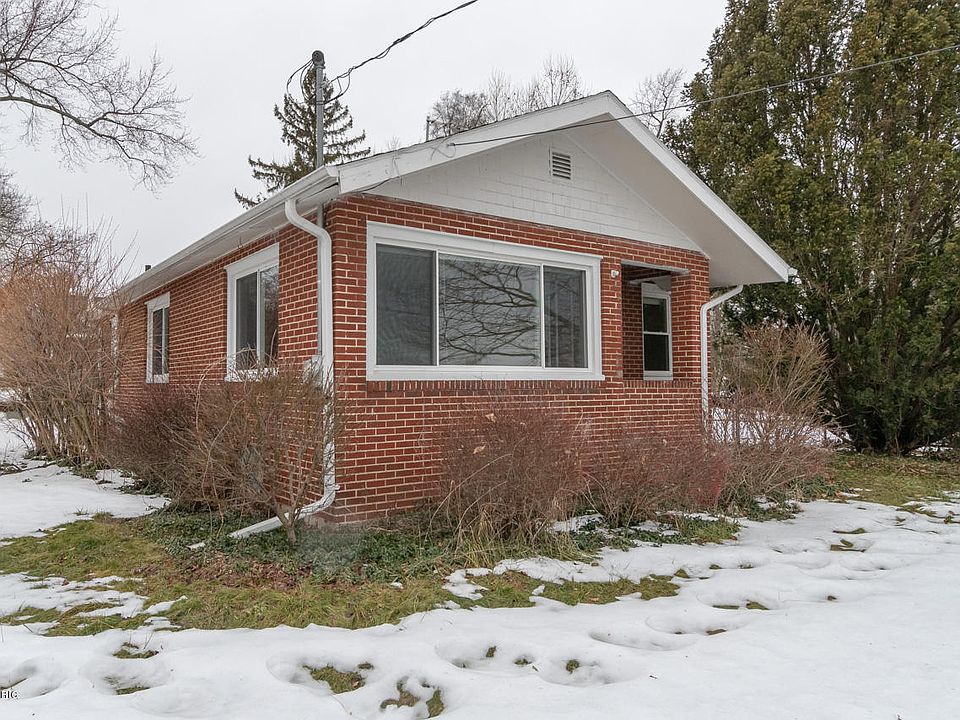 1st image of 3430 Oakland Dr