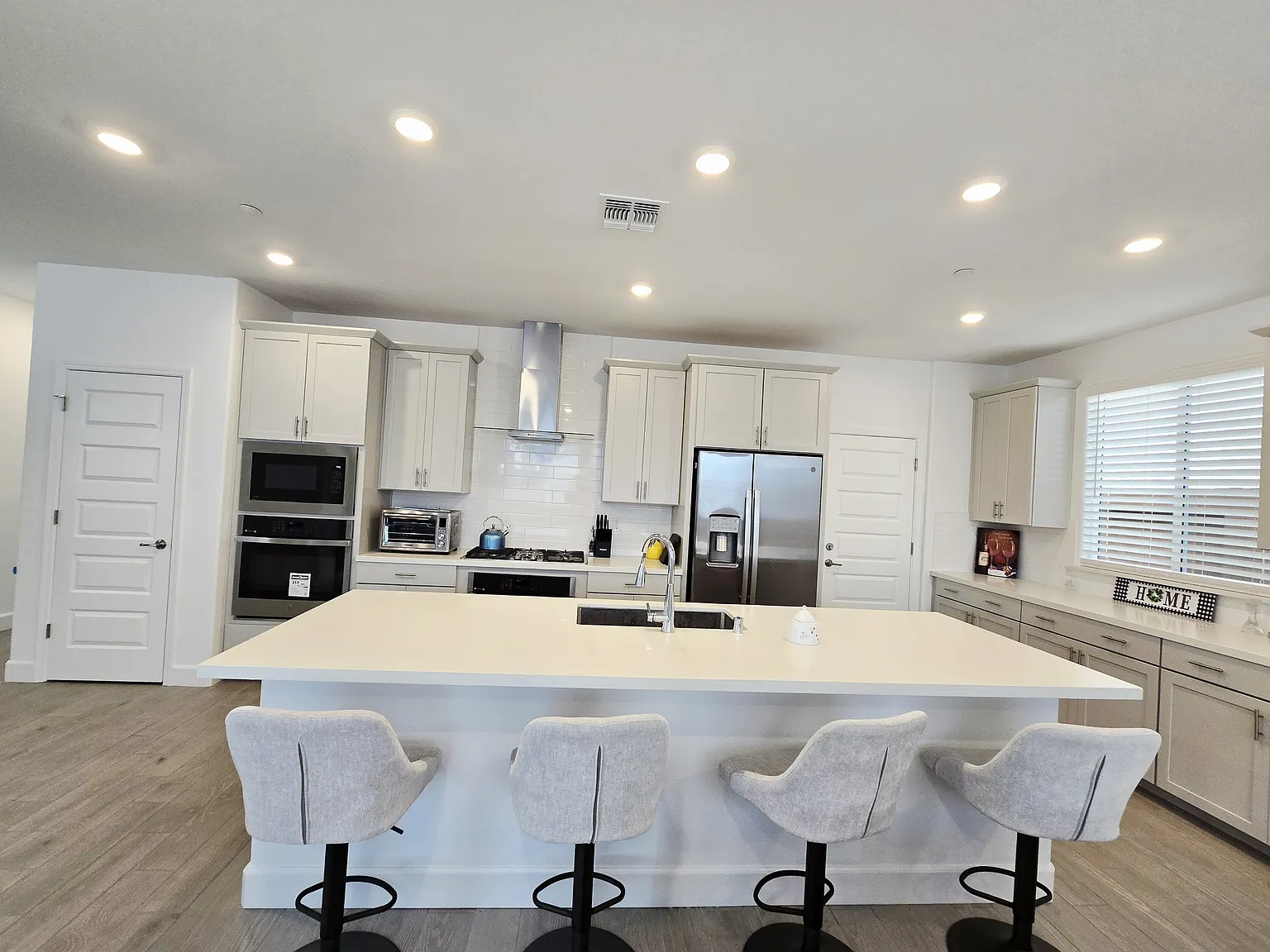 6056 Meru Way — Photo 4