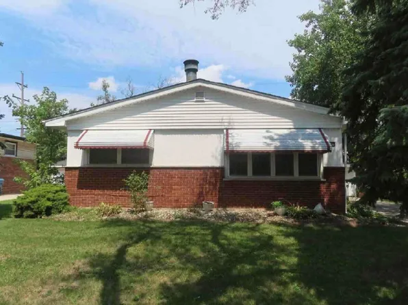 71 E Arquilla Dr E, Chicago Heights, IL 60411