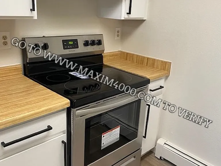 1140 Walnut Ave #15 — Photo 6