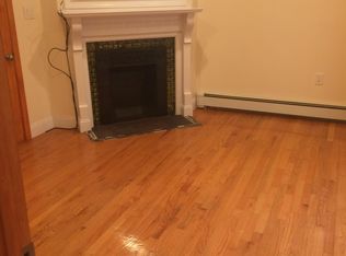 26 Avon St APT 1, Wakefield, MA 01880